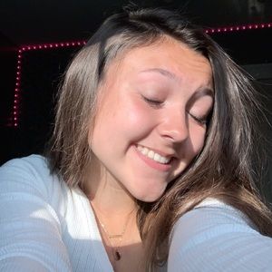 Meet your Posher, Carly